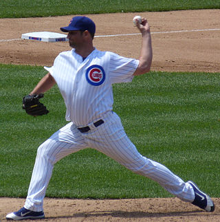 <span class="mw-page-title-main">Doug Davis (pitcher)</span> American baseball player (born 1975)