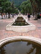 De milieu-as langs de Avenida Jiménez in Bogota