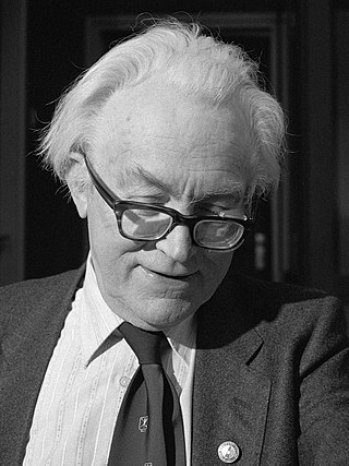 <span class="mw-page-title-main">Michael Foot</span> British politician (1913–2010)