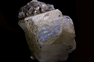 <span class="mw-page-title-main">Moonstone (gemstone)</span> Semi-precious gemstone