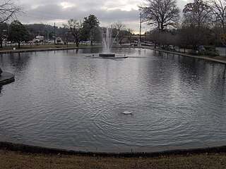 <span class="mw-page-title-main">Fountain City, Knoxville</span> Neighborhood in Knoxville, Tennessee