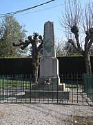 Le monument aux morts.