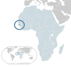 Guinea-Bissaun sijainti Afrikassa (merkitty vaaleansinisellä ja tummanharmaalla) ja Afrikan unionissa (merkitty vaaleansinisellä).