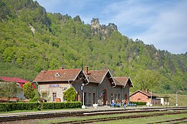 The Lotru train station in Brezoi