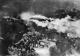 Pearl harbor attack Japanese recon photo of battleship row 80G30552.jpg