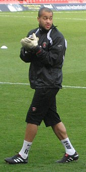 Randolph warming up for Charlton Athletic in 2009 Randolph, Darren.jpg