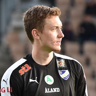 <span class="mw-page-title-main">Andreas Vaikla</span> Estonian footballer (born 1997)