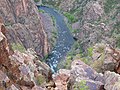 Gunnison'un Black Kanyonu Ulusal Parkı'nda Black kanyon ve Gunnison Nehri