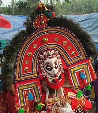 <span class="mw-page-title-main">Poothamkali</span> Folk art form in state of Kerala