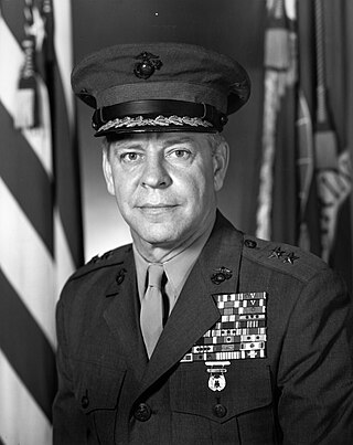 <span class="mw-page-title-main">Robert D. Bohn</span> U.S. Marine Corps general (1921–2002)