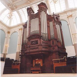 <span class="mw-page-title-main">Henry Willis & Sons</span> British pipe organ building company