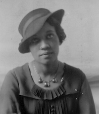 <span class="mw-page-title-main">Jean Blackwell Hutson</span> Librarian and archivist