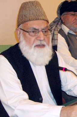 <span class="mw-page-title-main">Qazi Hussain Ahmad</span> Islamist political party president (1938 – 2013)