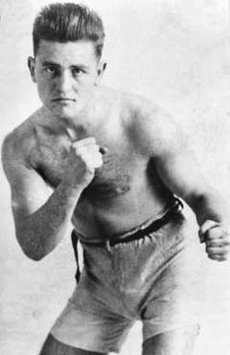 <span class="mw-page-title-main">Samuel Mosberg</span> American boxer