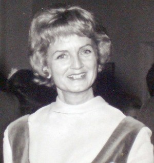 <span class="mw-page-title-main">Anne Froelick</span> American screenwriter (1913–2010)