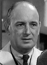 <span class="mw-page-title-main">Charles Lamb (actor)</span> British actor (1900–1989)