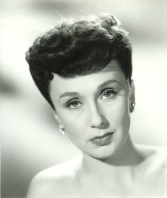 <span class="mw-page-title-main">Googie Withers</span> British actress and entertainer