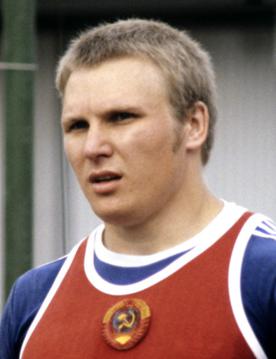 <span class="mw-page-title-main">Sergey Litvinov (athlete, born 1958)</span> Russian hammer thrower and coach