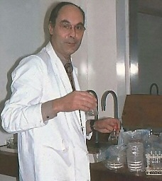 <span class="mw-page-title-main">John Postgate (microbiologist)</span> English microbiologist