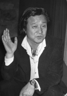 <span class="mw-page-title-main">Shin Sang-ok</span> South Korean film producer and director