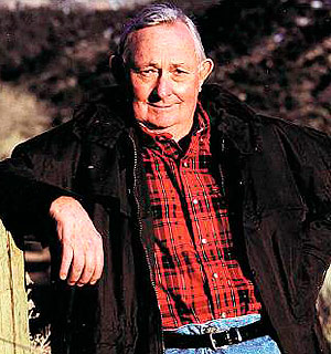 <span class="mw-page-title-main">Tony Hillerman</span> American writer (1925–2008)