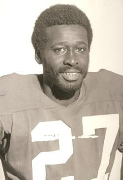 <span class="mw-page-title-main">Willie Burden</span> American gridiron football player (1951–2015)