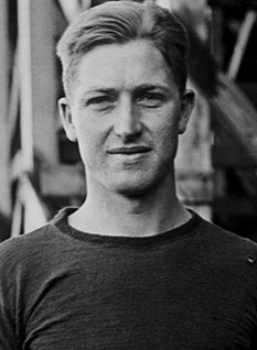 <span class="mw-page-title-main">Adam Walsh (American football)</span> American football player and coach (1901–1985)