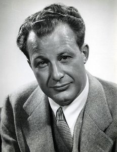 <span class="mw-page-title-main">Clifton Fadiman</span> American radio and television personality (1904–1999)