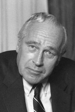 <span class="mw-page-title-main">Robert Ludlum</span> American novelist (1927–2001)