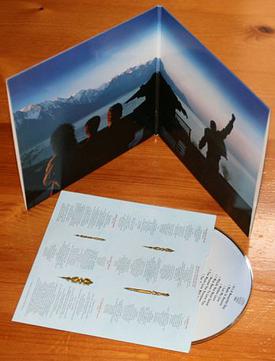 <span class="mw-page-title-main">Gatefold</span> Type of packaging for music albums