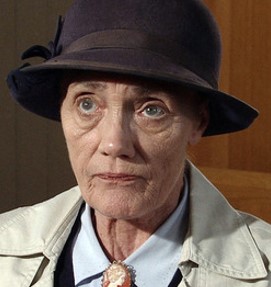 <span class="mw-page-title-main">Edna Birch</span> Fictional character from Emmerdale