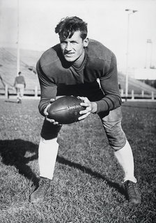 <span class="mw-page-title-main">Ward Cuff</span> American football player (1913–2002)