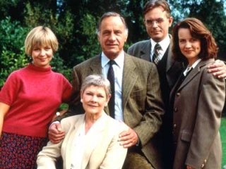 <i>As Time Goes By</i> (TV series) British TV sitcom (1992–2005)