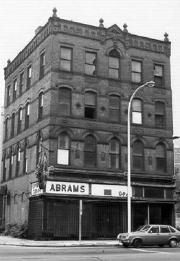 <span class="mw-page-title-main">Abrams Building</span> Historic commercial building in New York, United States