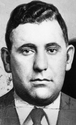 <span class="mw-page-title-main">Abraham Weinberg</span> Jewish-American mobster