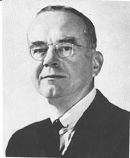 <span class="mw-page-title-main">James Burnham</span> American philosopher (1905–1987)