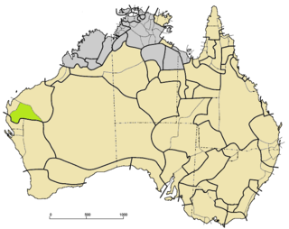 <span class="mw-page-title-main">Mantharta language</span> Partly extinct dialect cluster of Western Australia