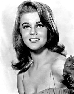 <span class="mw-page-title-main">Ann-Margret</span> American actress, singer, and dancer (born 1941)