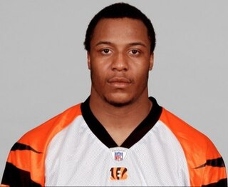 <span class="mw-page-title-main">Terrell Roberts</span> American football player (1981–2019)