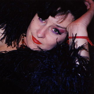 <span class="mw-page-title-main">Pearly Black</span> Australian singer