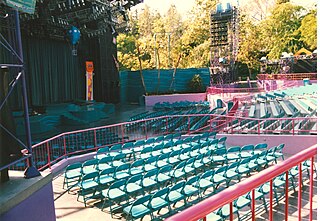 <span class="mw-page-title-main">Fantasyland Theatre</span> Outdoor theater at Disneyland