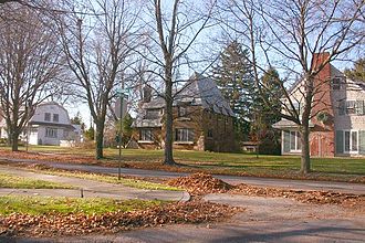 Examples of Westmoreland architecture. PotomacWestmorelandToledo.jpg