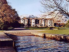 One of the principal filming locations for the series, the Inn on the Lake Hotel InnOnTheLakeRuss.jpg