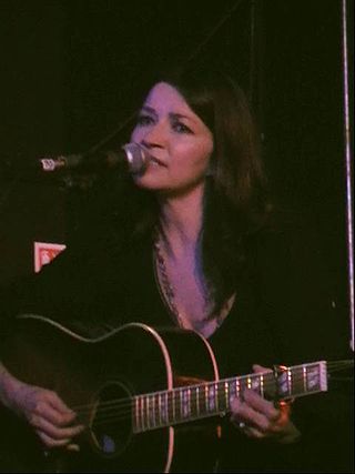 <span class="mw-page-title-main">Matraca Berg</span> American singer-songwriter (born 1964)