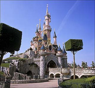 <span class="mw-page-title-main">Disneyland Paris</span> Theme park in France owned by The Walt Disney Company