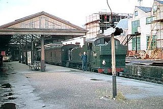 <span class="mw-page-title-main">Uxbridge Vine Street railway station</span> Former railway station in England