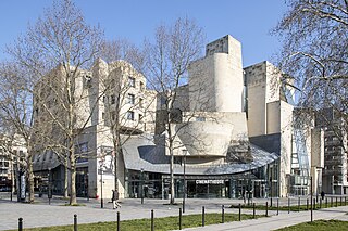 <span class="mw-page-title-main">Cinémathèque française</span> Film archive and screening venue in Paris, France