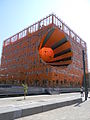 Le Cube Orange