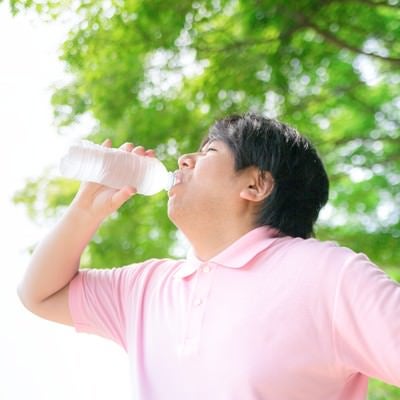 水をがぶ飲み！の写真