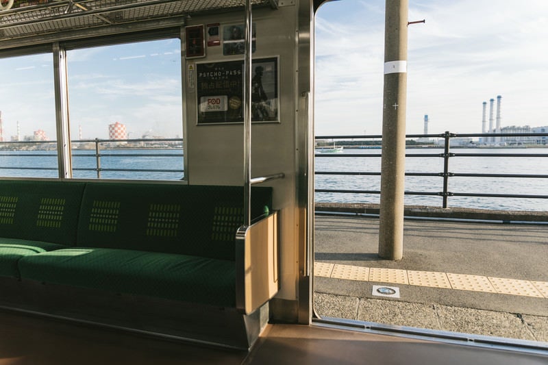 都会の秘境駅「海芝浦」の様子の写真